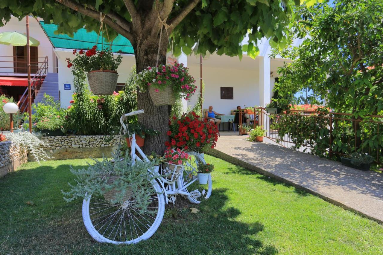 Apartments By The Sea Zivogosce - Blato, Makarska - 1057 Blato  Exteriér fotografie