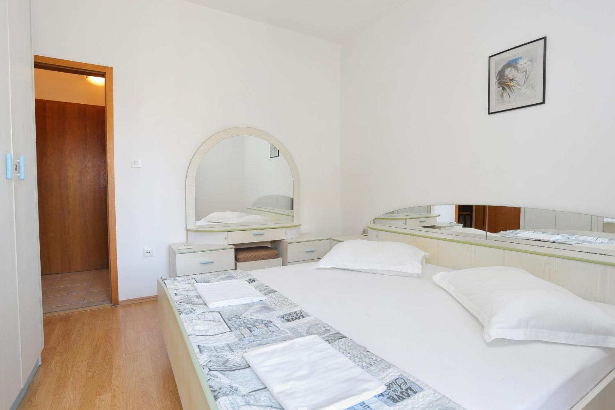 Apartments By The Sea Zivogosce - Blato, Makarska - 1057 Blato  Pokoj fotografie